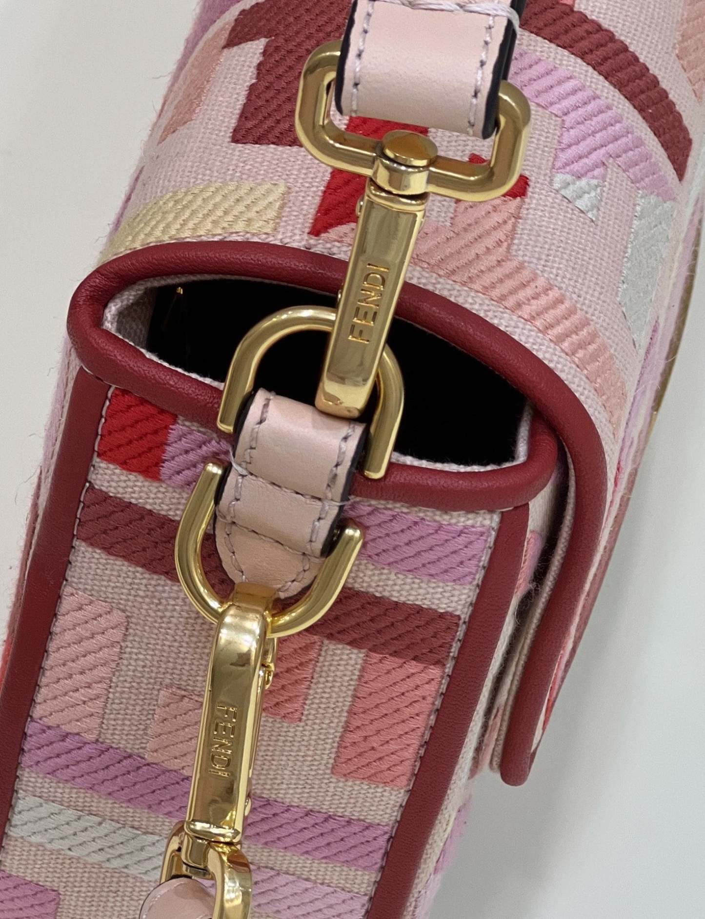 FI Baguette Bag From Lunar New Year Limited Capsule Collection Multicolor For Women, Women’s Handbags, Shoulder And Crossbody Bags 10.6in/27cm FF 8BR600