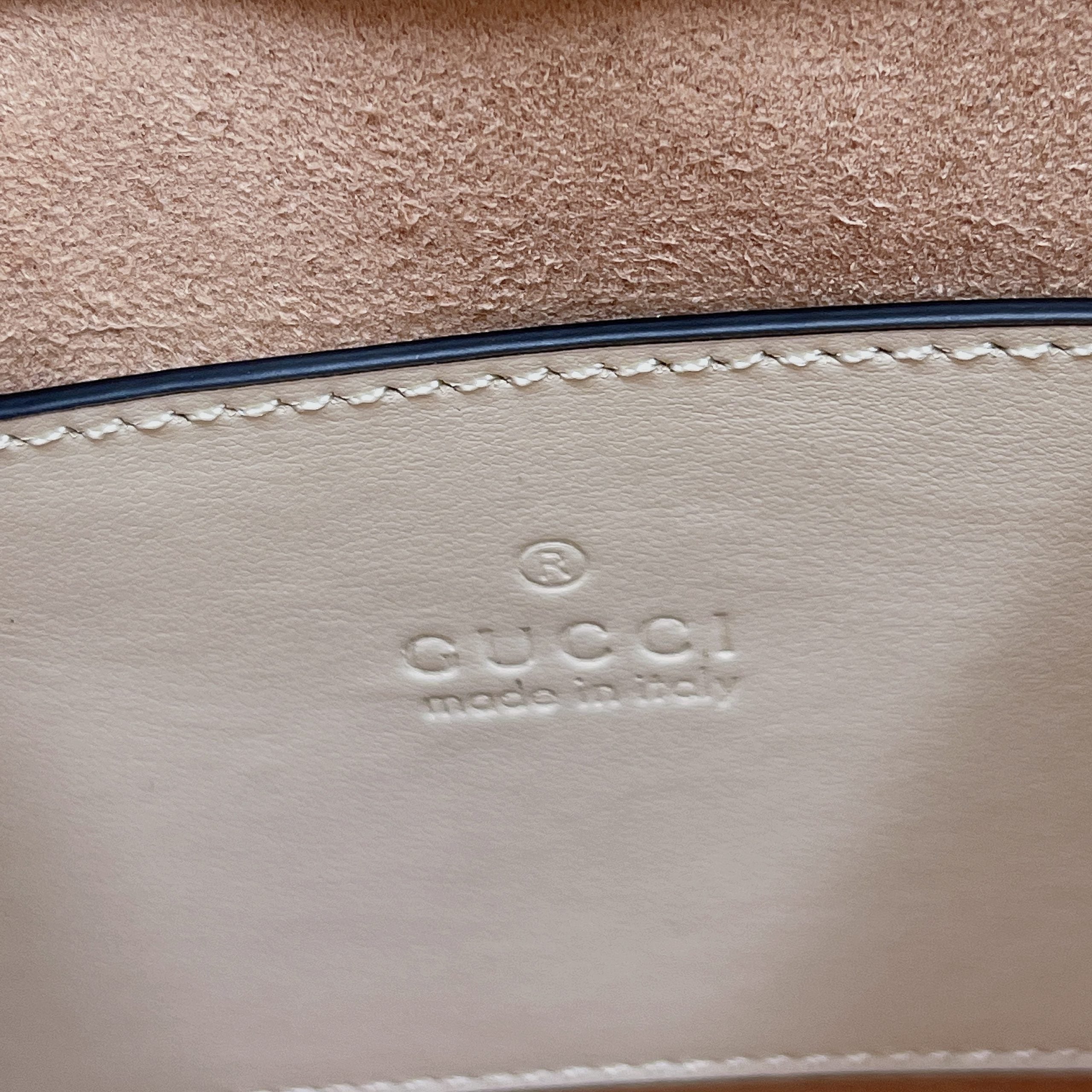 gg Marmont Matelasse Mini Bag White For Women, Women’s Bags 7.5in/19cm gg ‎696123 DTDHT 9022