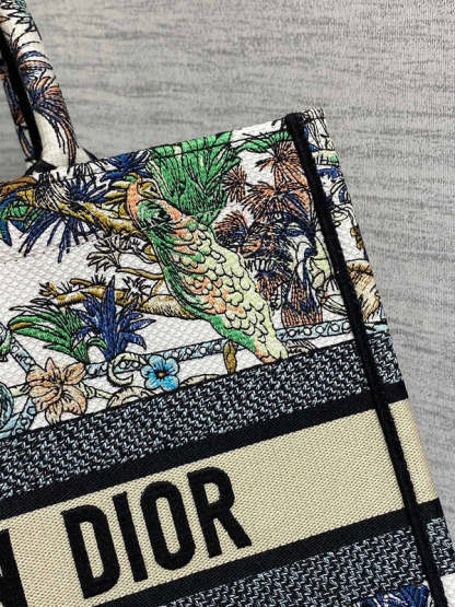 ELE - Dir Bags - 550