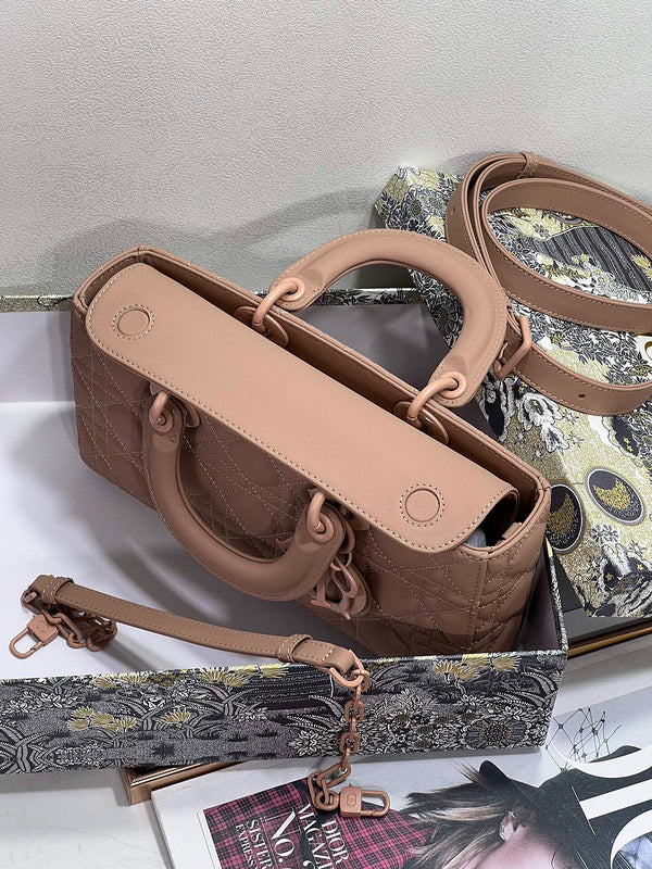 ELE - Dir Bags - 517