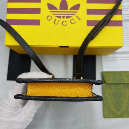 gg x Adidas Phone Case Yellow For Women, Women’s Bags 7.3in/18cm gg‎