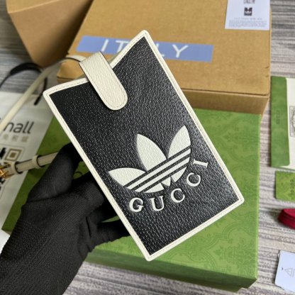 gg x Adidas Phone Case Black For Women, Women’s Bags 7.3in/18cm gg‎