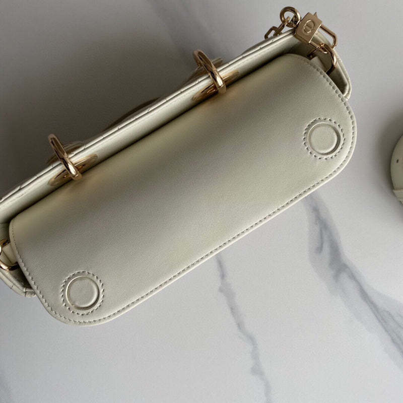 ELE - Dir Bags - 627