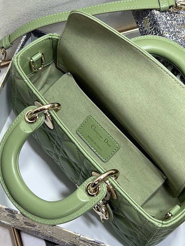 ELE - Dir Bags - 702