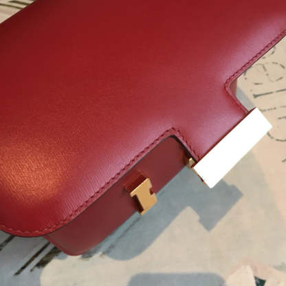 HM Constance Burgundy For Women Gold Toned Hardware 9.5in/24cm