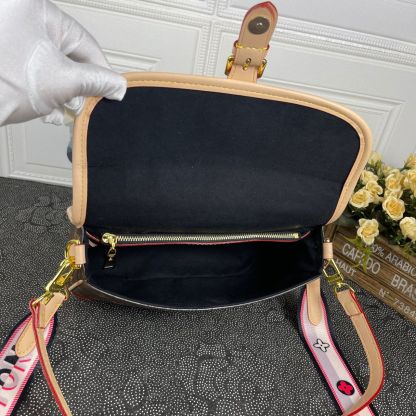 LV Diane Monogram Canvas For Women, Women’s Handbags, Shoulder Bags 9.4in/24cm LV M45985