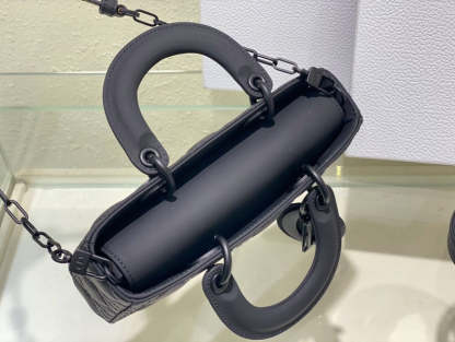 ELE - Dir Bags - 695