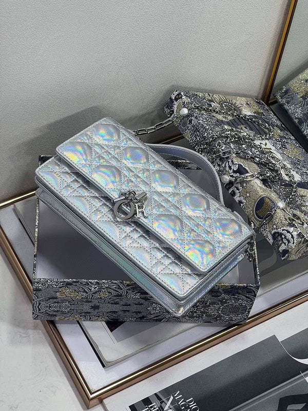 ELE - Dir Bags - 539