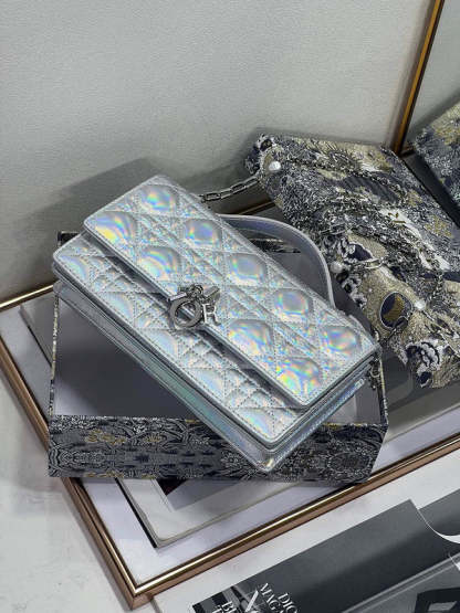 ELE - Dir Bags - 539