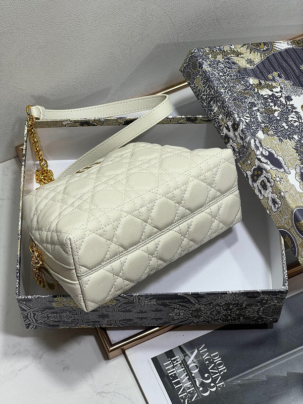 ELE - Dir Bags - 707