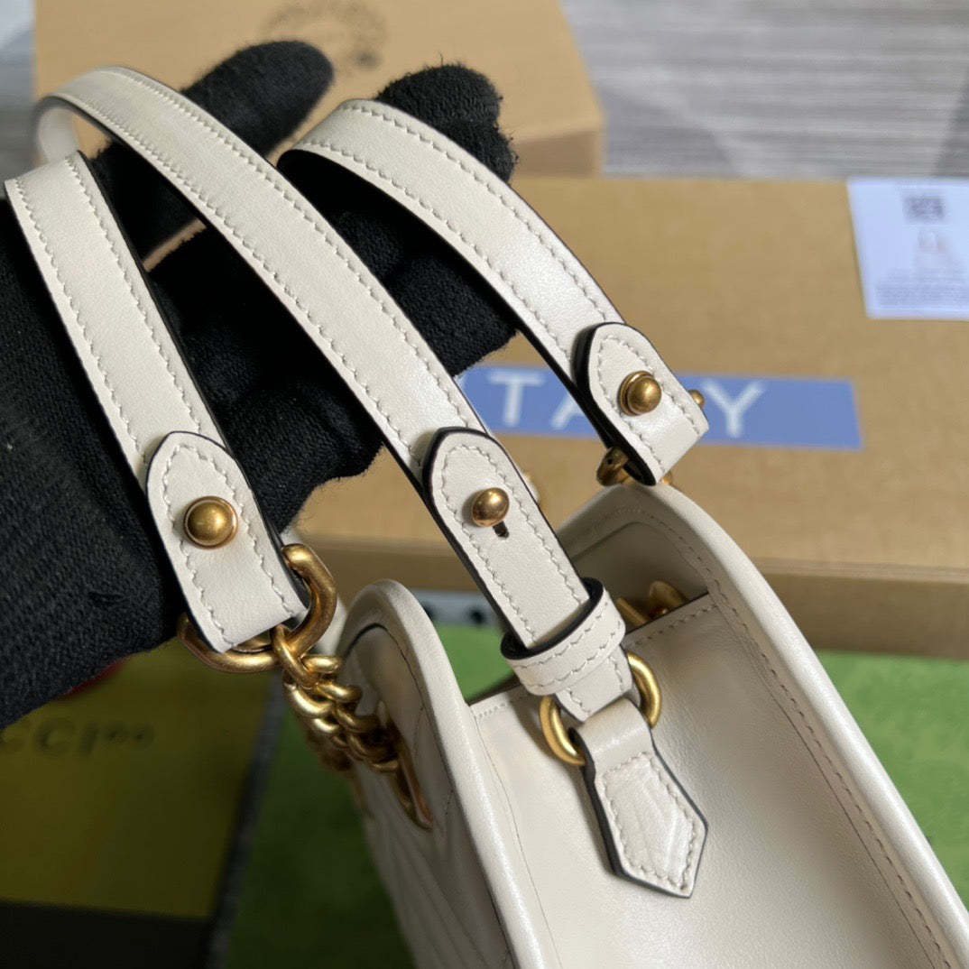 gg Marmont Matelasse Mini Bag White For Women, Women’s Bags 7.5in/19cm gg ‎696123 DTDHT 9022