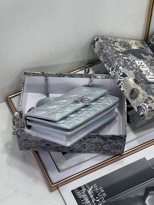 ELE - Dir Bags - 539