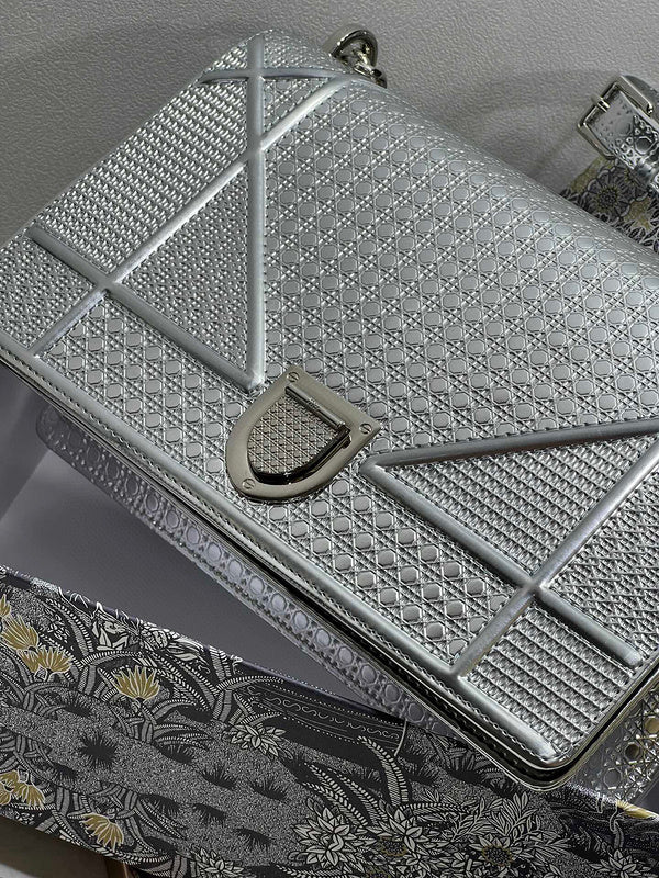 ELE - Dir Bags - 647