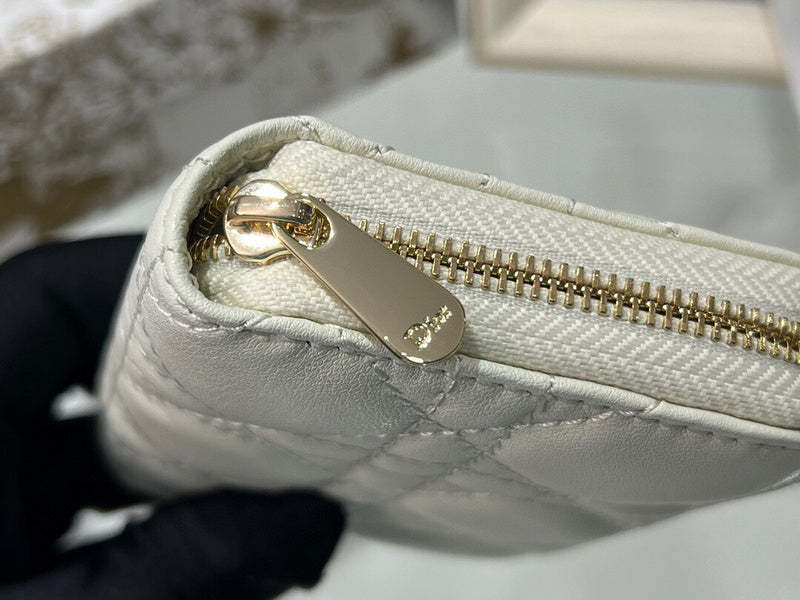 ELE - Dir Bags - 571