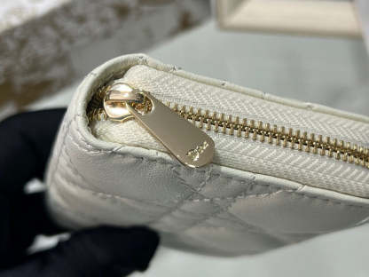 ELE - Dir Bags - 571