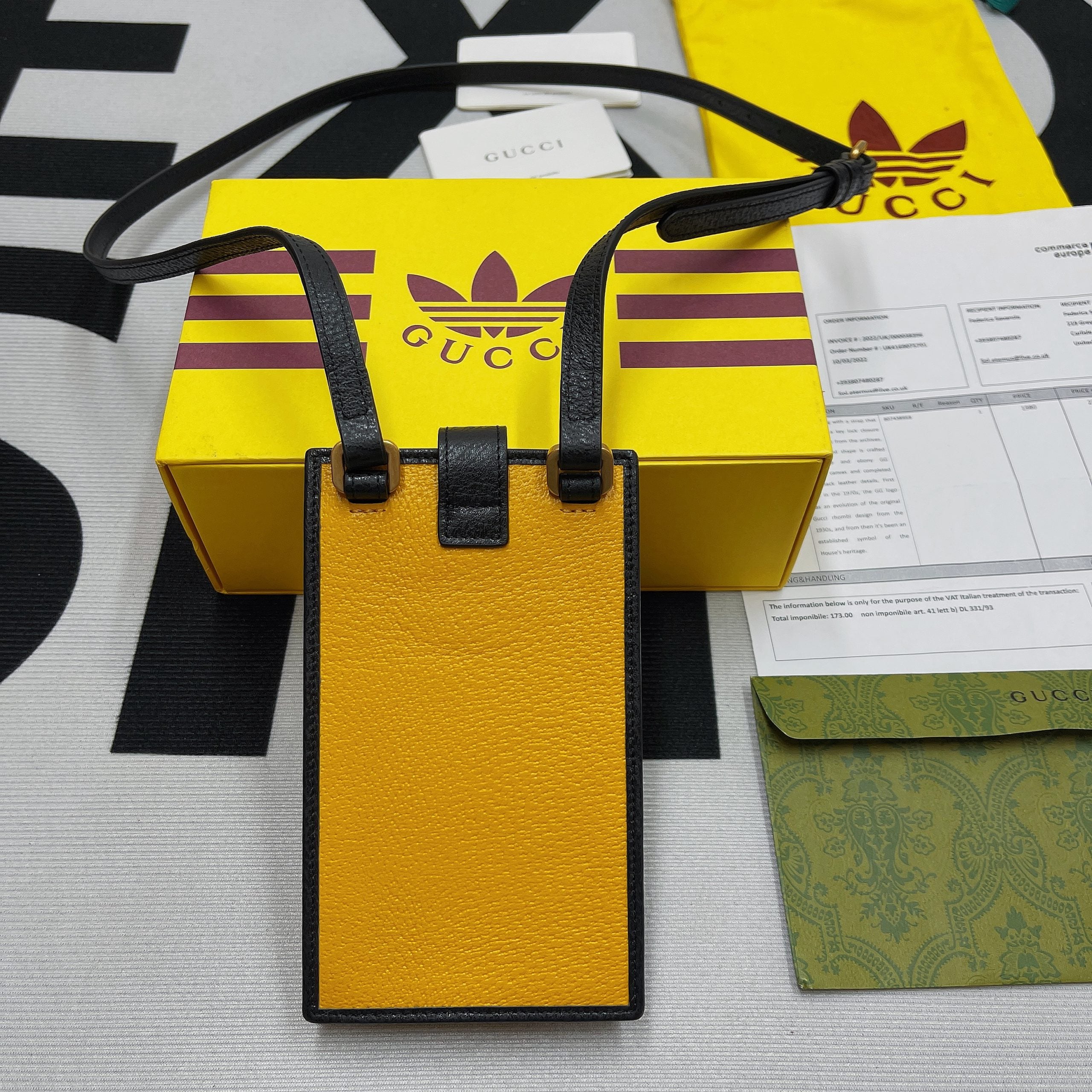 gg x Adidas Phone Case Yellow For Women, Women’s Bags 7.3in/18cm gg‎