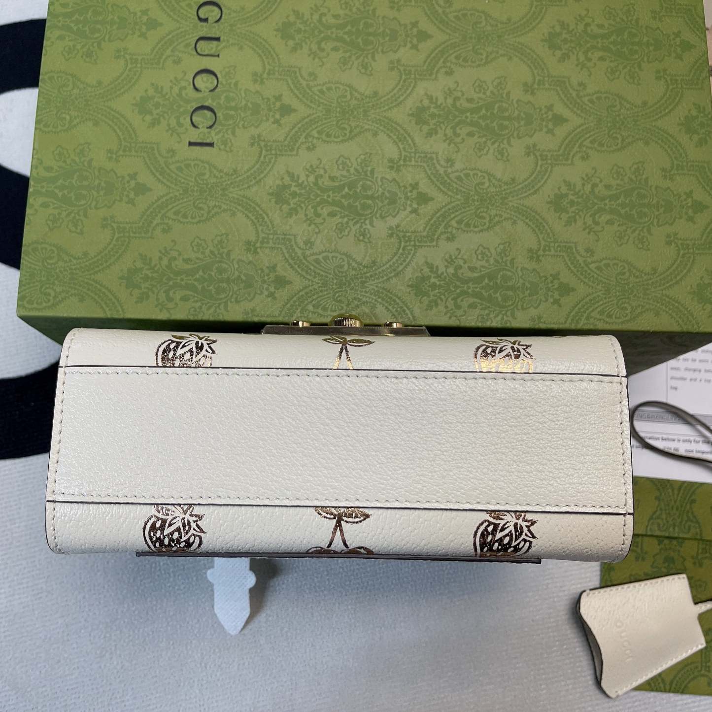 gg Padlock Small gg Strawberry Shoulder Bag White For Women, Women’s Bags 7.9in/20cm gg