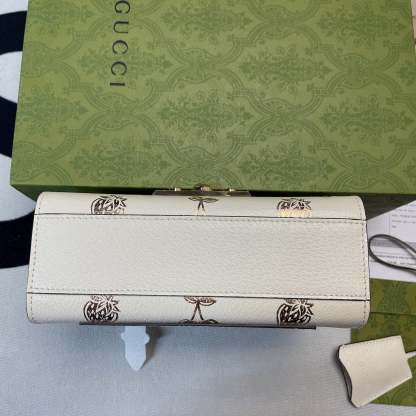 gg Padlock Small gg Strawberry Shoulder Bag White For Women, Women’s Bags 7.9in/20cm gg