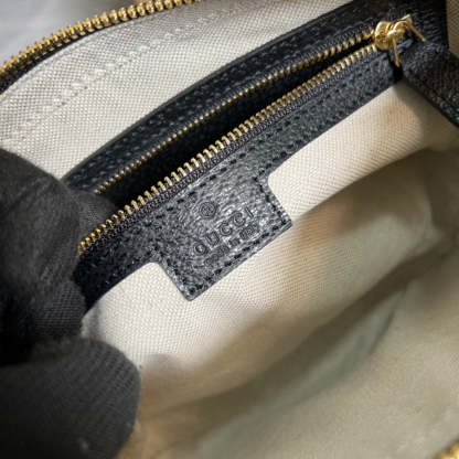 gg Shoulder Bag With Interlocking G Black And White gg Supreme Canvas For Women  9.6in/24.5cm gg