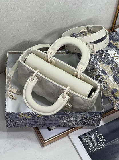 ELE - Dir Bags - 512