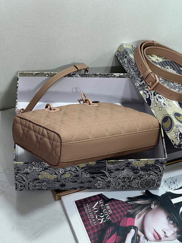 ELE - Dir Bags - 517