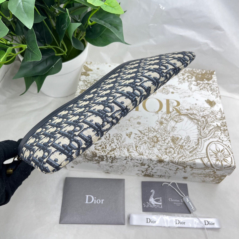 ELE - Dir Bags - 1125