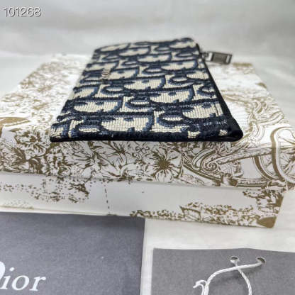 ELE - Dir Bags - 1115