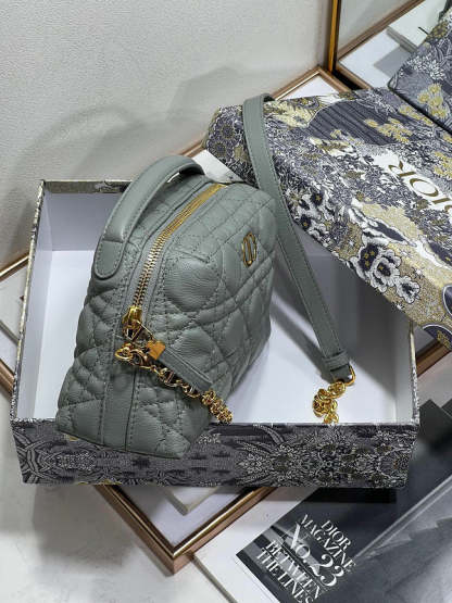 ELE - Dir Bags - 713