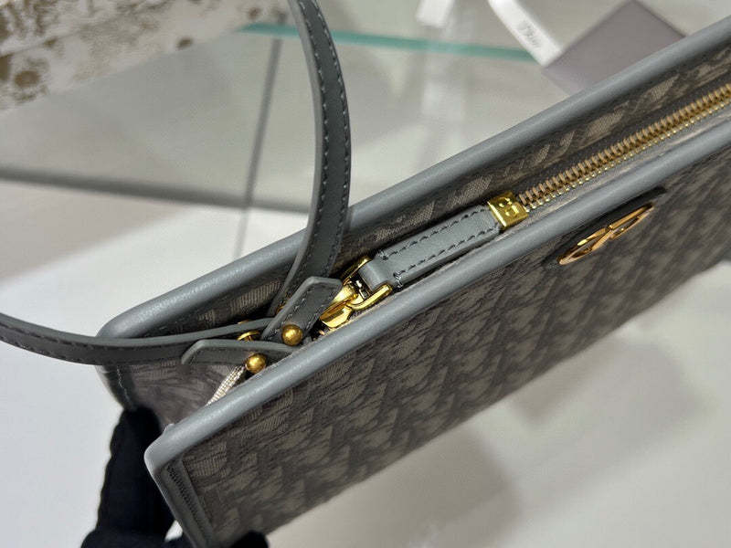 ELE - Dir Bags - 589