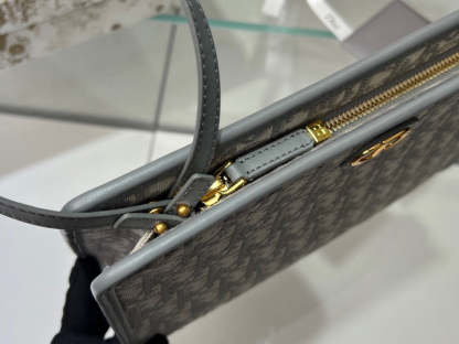 ELE - Dir Bags - 589