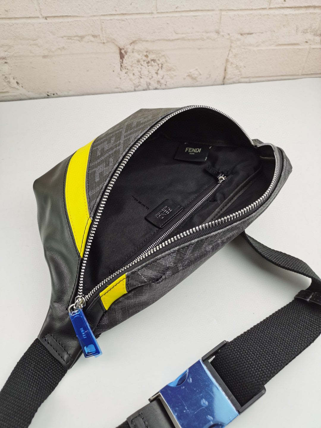 FI Belt Bag Grey/Yellow For Men, Men’s Bags 18.1in/46cm FF 7VA434A9XSF0R2A