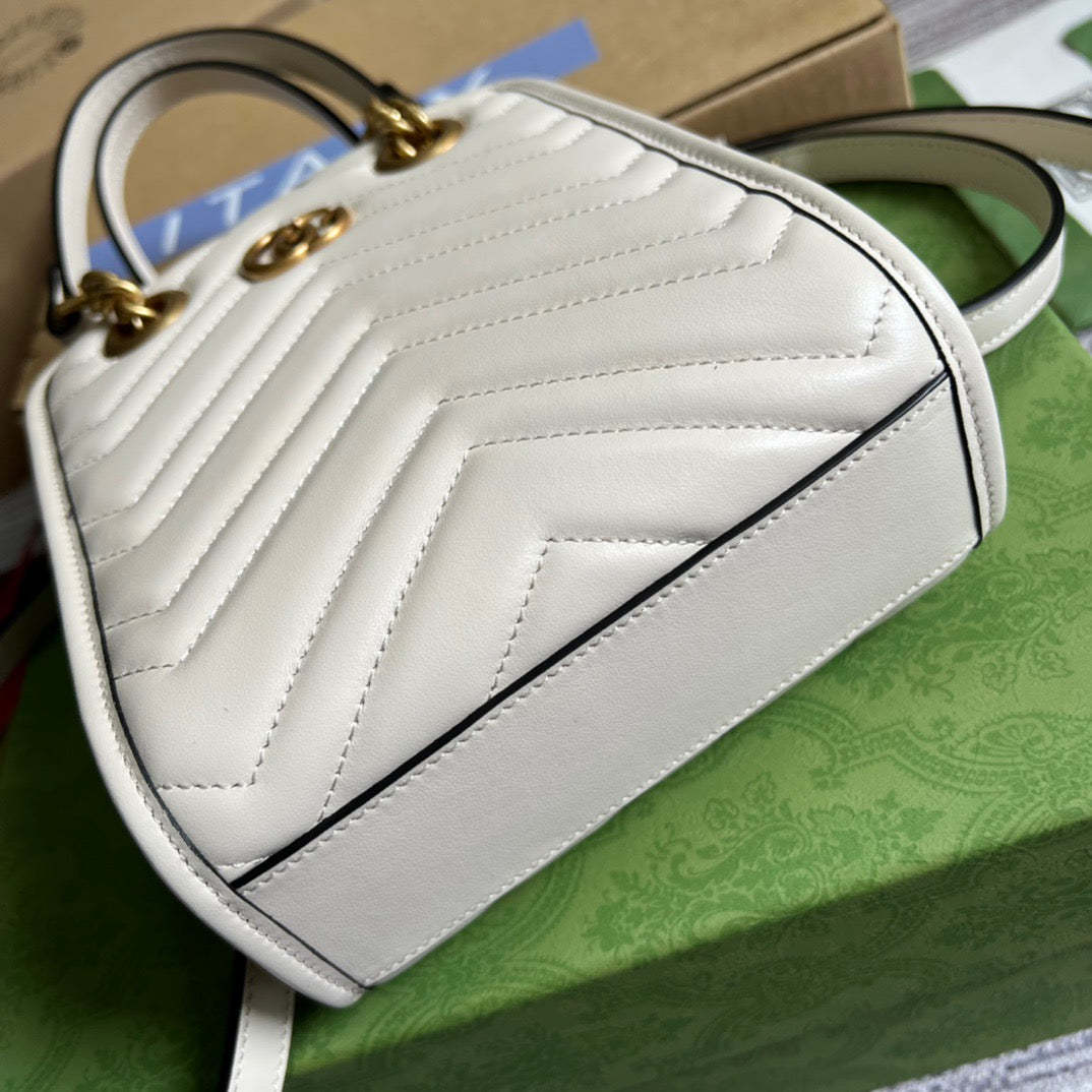 gg Marmont Matelasse Mini Bag White For Women, Women’s Bags 7.5in/19cm gg ‎696123 DTDHT 9022