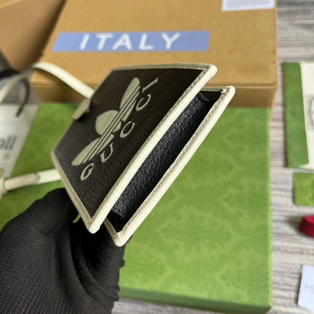 gg x Adidas Phone Case Black For Women, Women’s Bags 7.3in/18cm gg‎