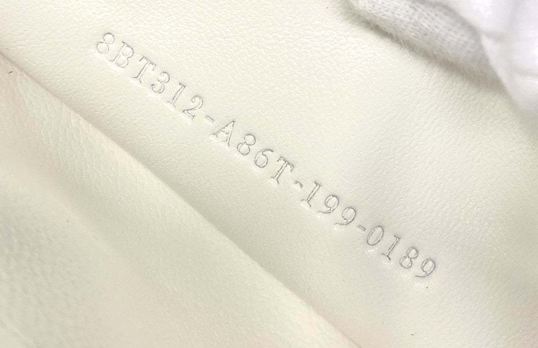 FI Kan U Small White Bag For Woman 25cm/9.5in