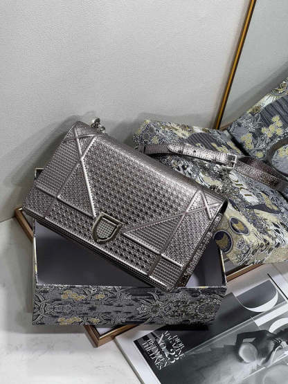 ELE - Dir Bags - 659