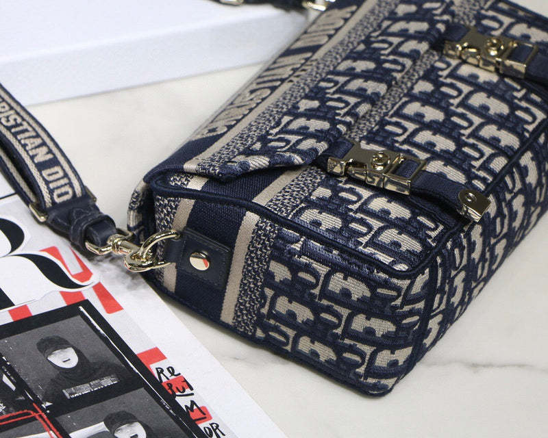 ELE - Dir Bags - 686