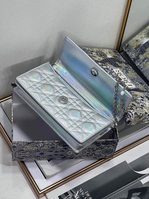 ELE - Dir Bags - 539