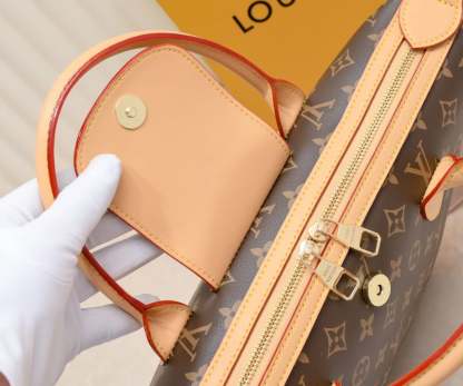 LUV TOTE BAG MONOGRAM CANVAS BEIGE 26CM