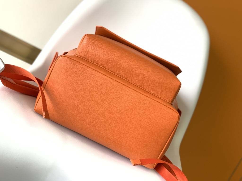 LUV TAKEOFF BACKPACK AEROGRAM ORANGE 16.9IN/43CM