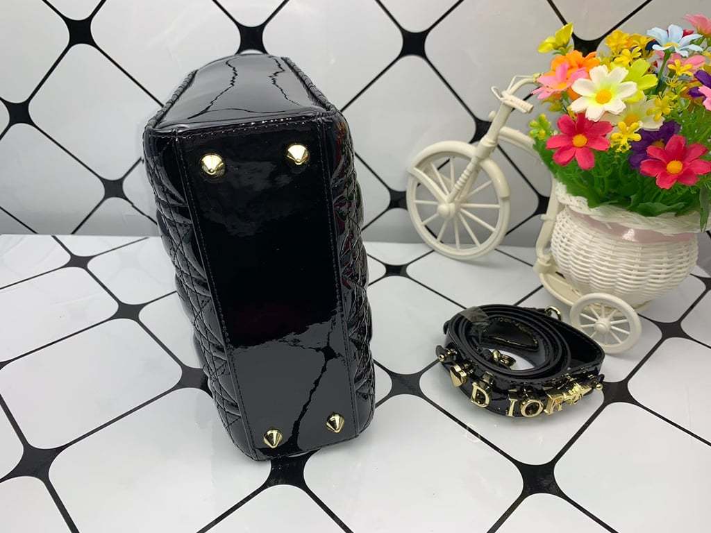 DIR MEDIUM LADY BLUSH CANNAGE LAMBSKIN BAG SHINY BLACK 20CM HIGH QUALITY