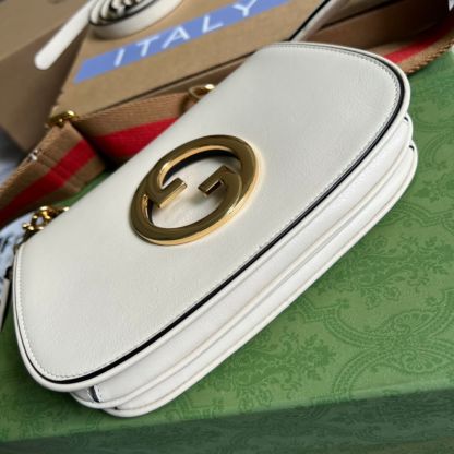 GC698643 shoulder bag brown、white、black