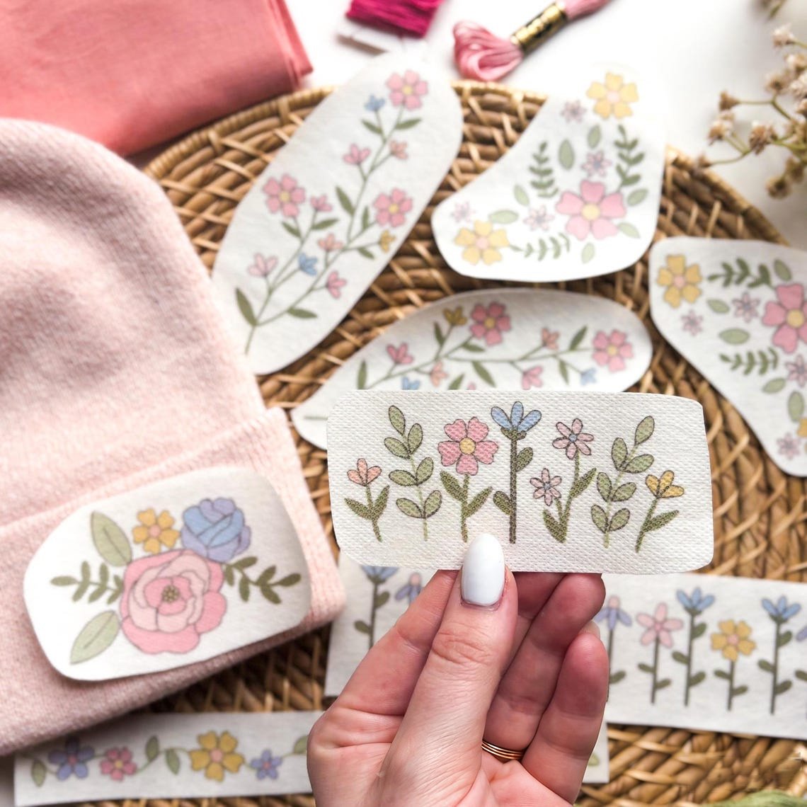 🌸Embroidery patterns with floral lines and floral borders – Embroidery for beginners