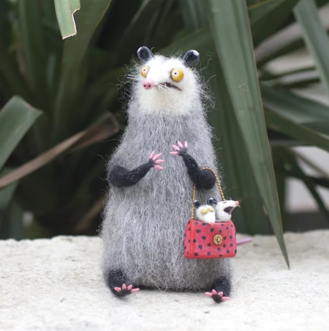 🐭👀Handmade Wool Felt Big-Eyed Panicked Weirdo — Quirky Plush Pal🧶