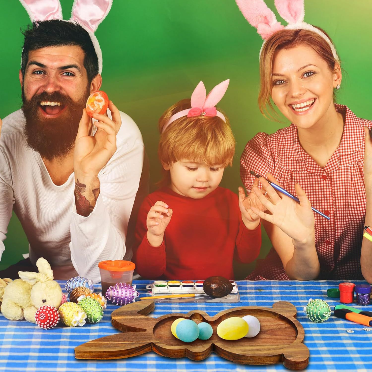 Easter bunny-patterned carved wooden candy tray, suitable for children.