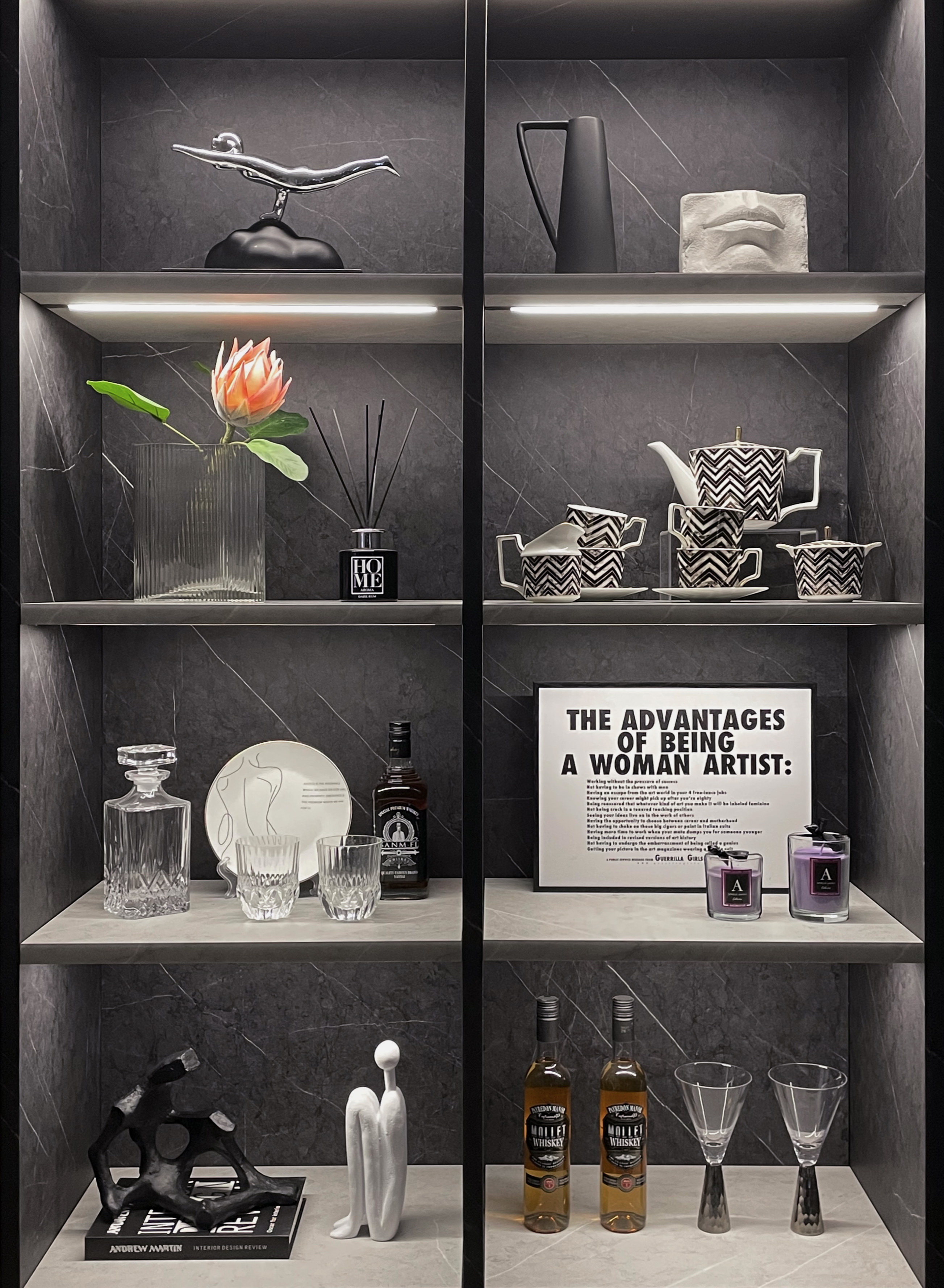 Soft Furnishing Ornaments: Artificial Flowers, Wall Paintings, Wine Glasses, Creative Ceramic, and Resin Crafts