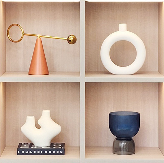 Creative Crafts & Soft Furnishings for Living Room Bookshelf and Desktop