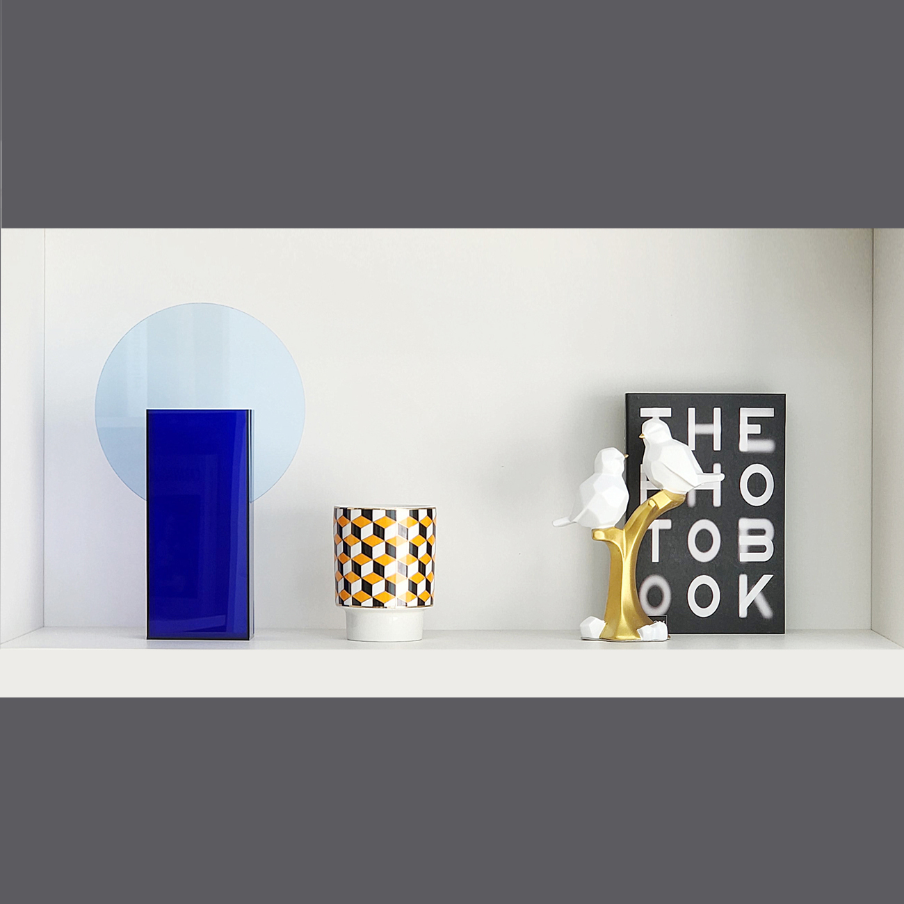 Creative Crafts & Soft Furnishings for Living Room Bookshelf and Desktop