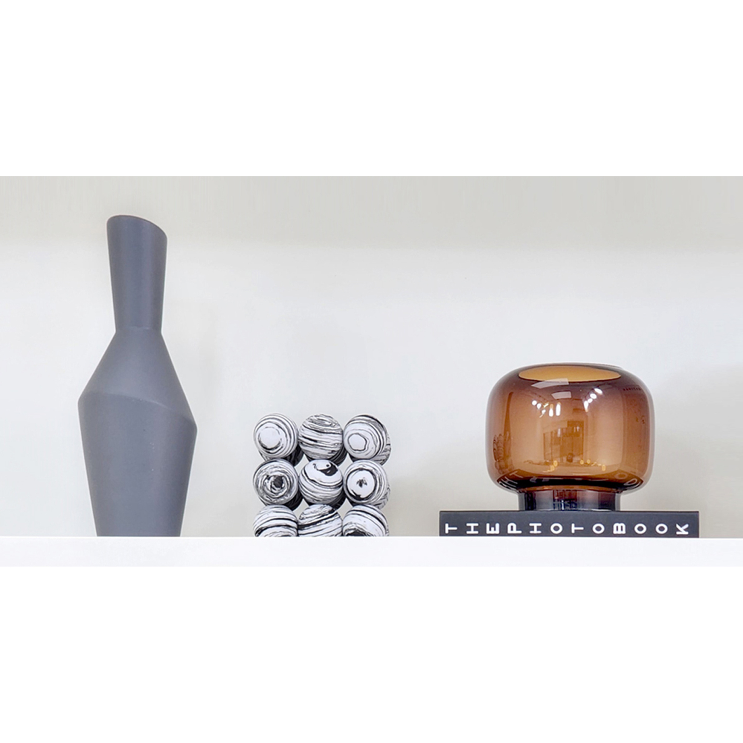 Modern Showroom TV Cabinet Simple Soft Furnishing Ornaments, Bookcase Ceramic Glass Desktop Home Accessories