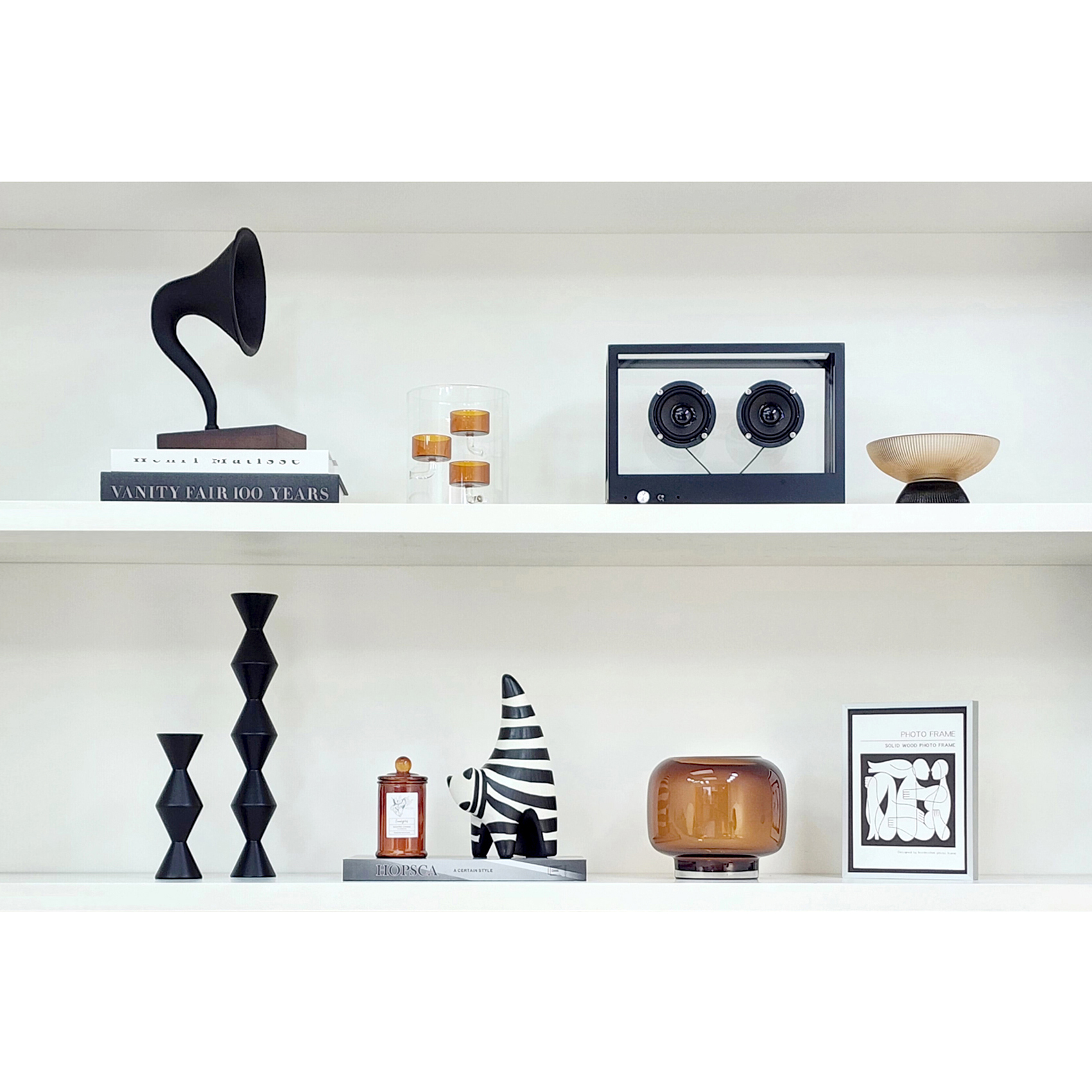 Modern minimalist model room bookshelf TV cabinet soft decor tabletop creative crafts home ornaments