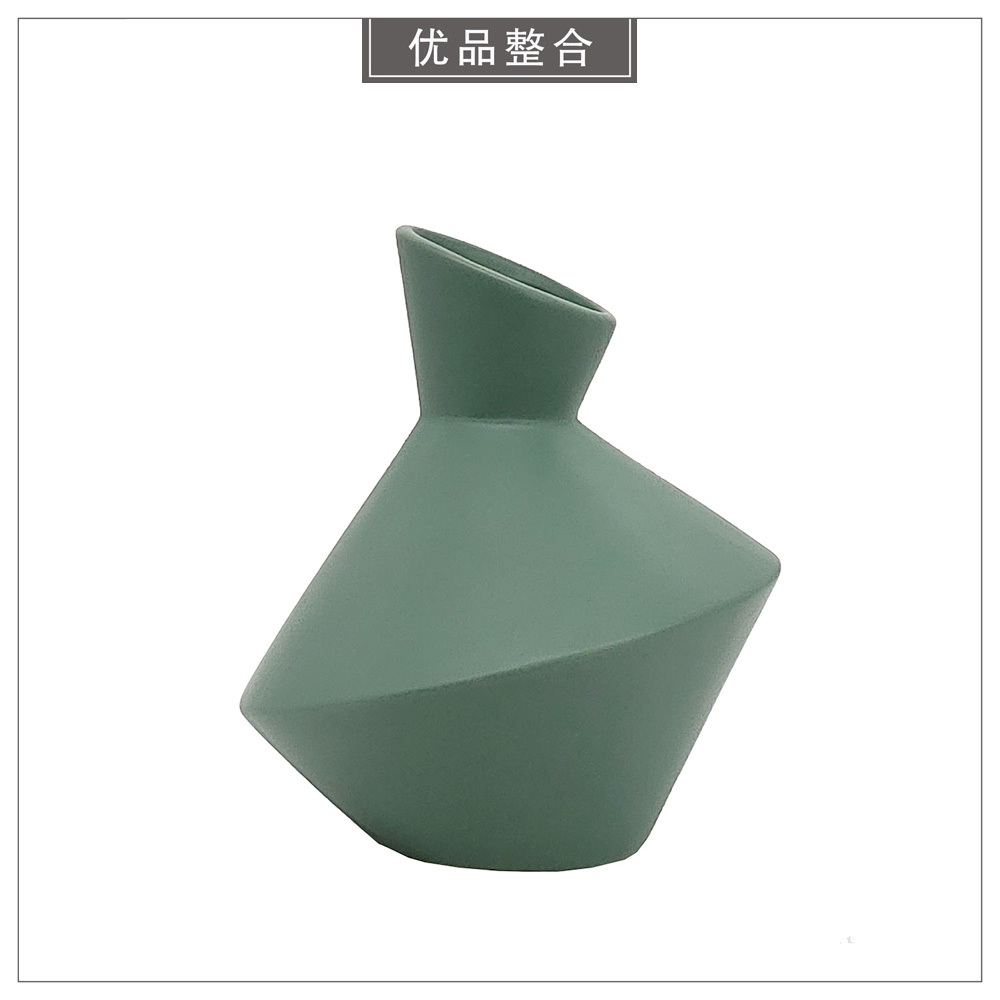 Nordic Soft Decorations for Living Room & Bookshelf: Irregular Ceramic Sculptures/Ornaments